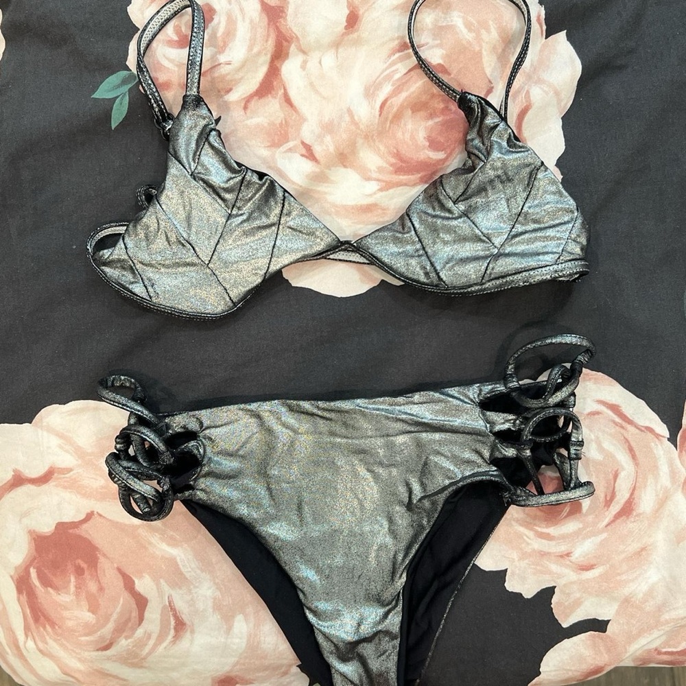 metallic bikini